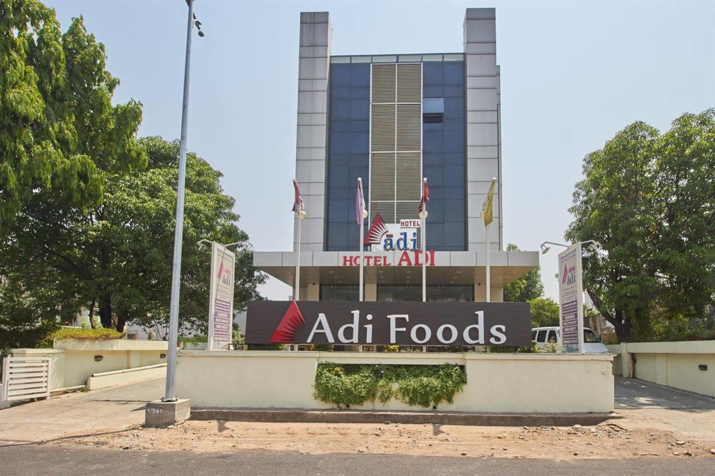 Hotel Adi Nagpur Exteriör bild